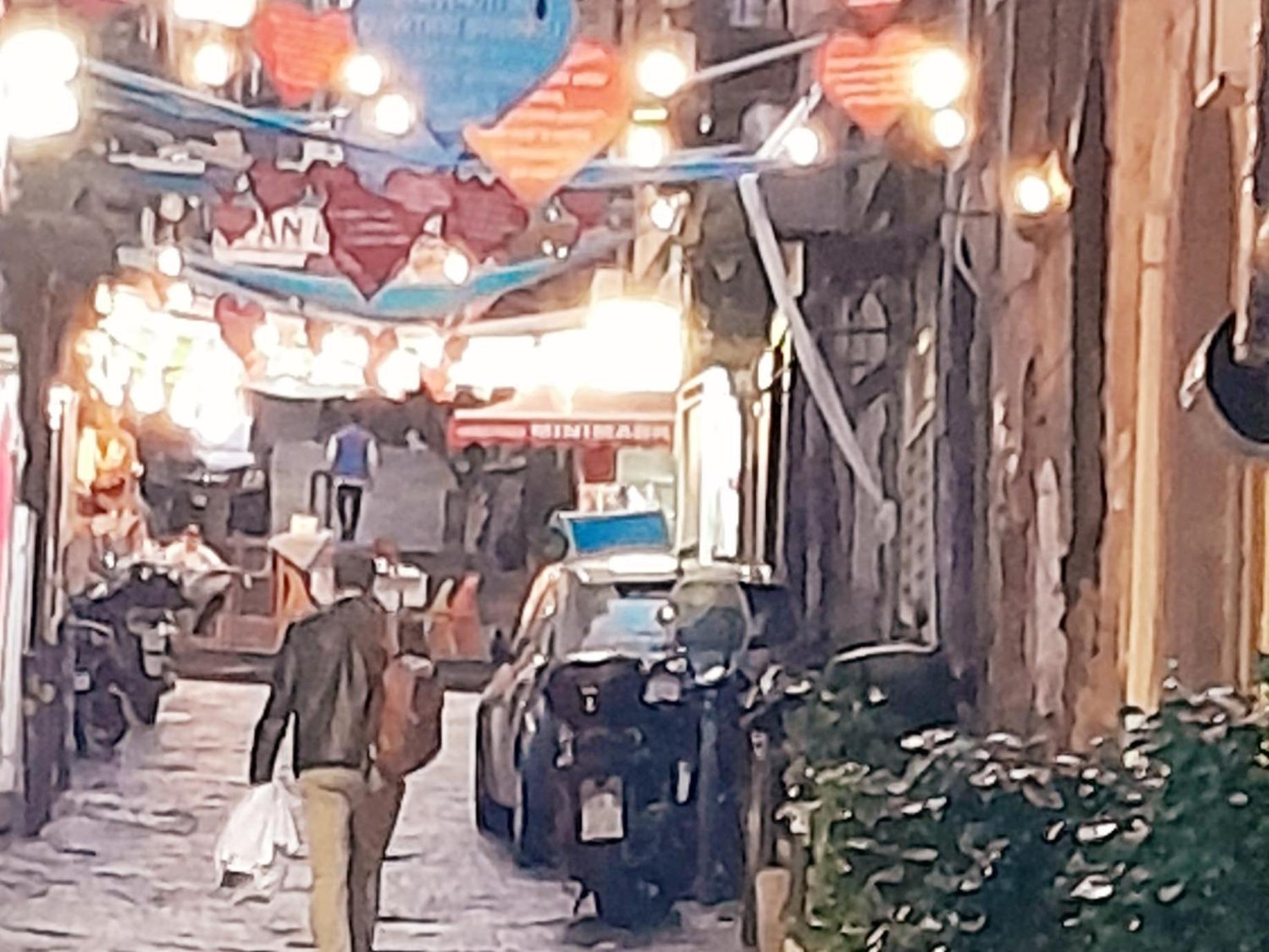 Apartmán Piazza Carita' Centro Storico Neapol Exteriér fotografie
