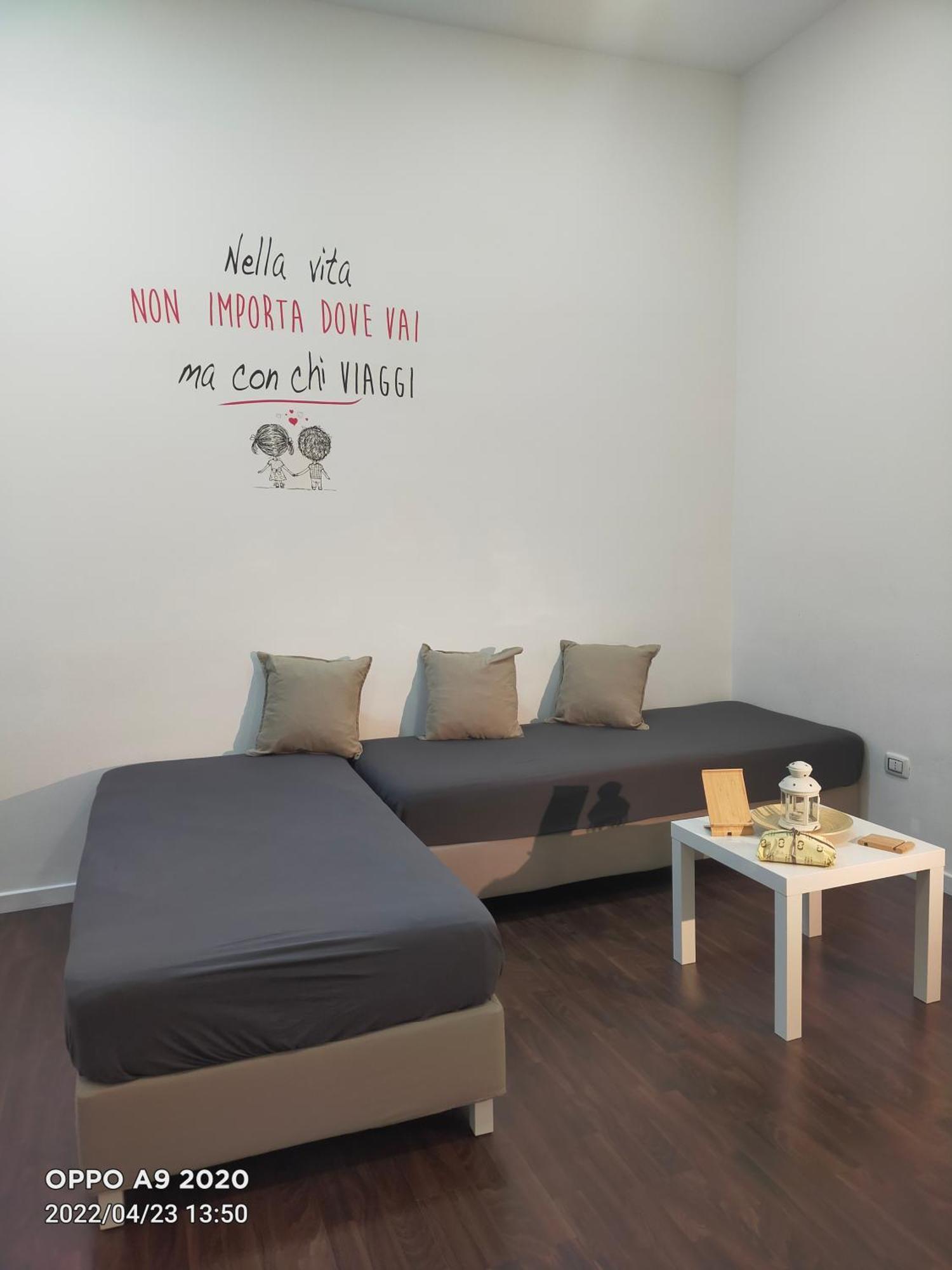Apartmán Piazza Carita' Centro Storico Neapol Pokoj fotografie