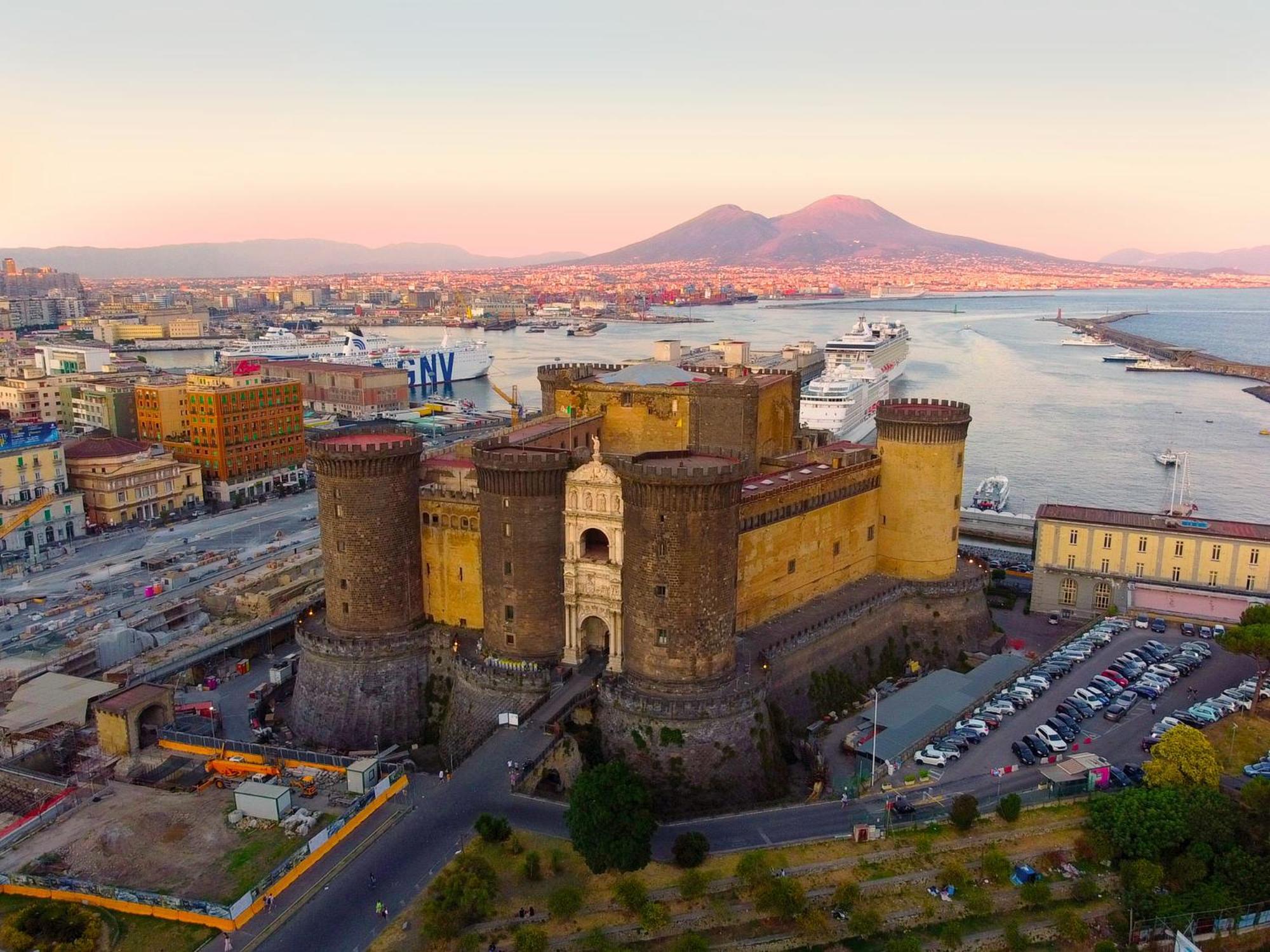 Apartmán Piazza Carita' Centro Storico Neapol Exteriér fotografie