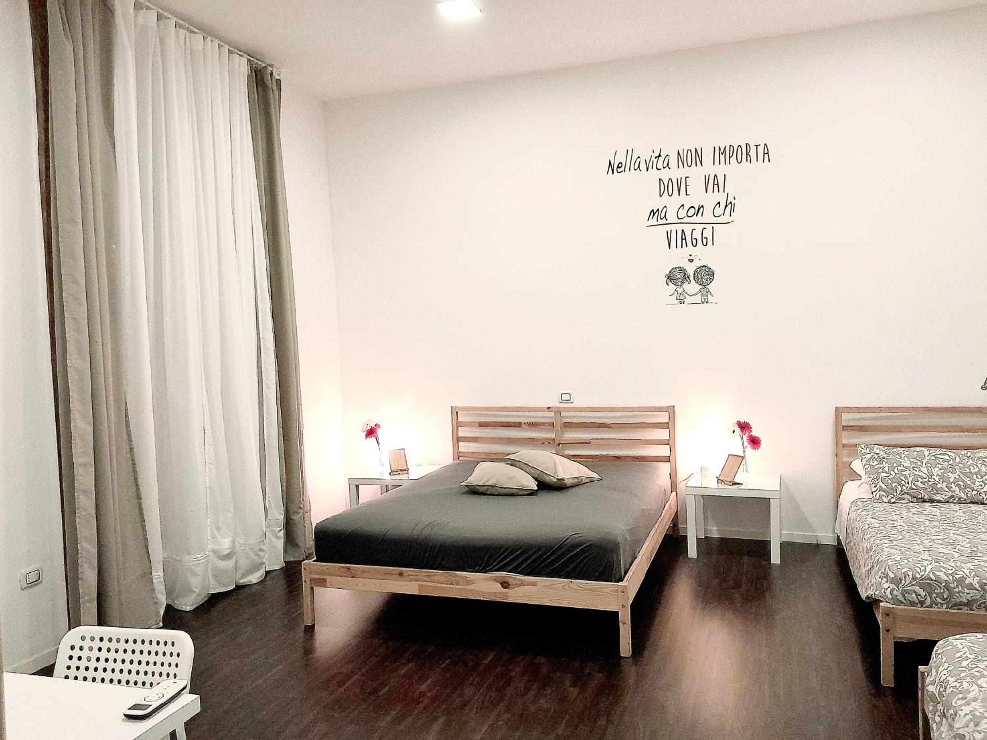 Apartmán Piazza Carita' Centro Storico Neapol Pokoj fotografie
