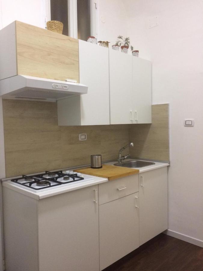 Apartmán Piazza Carita' Centro Storico Neapol Exteriér fotografie